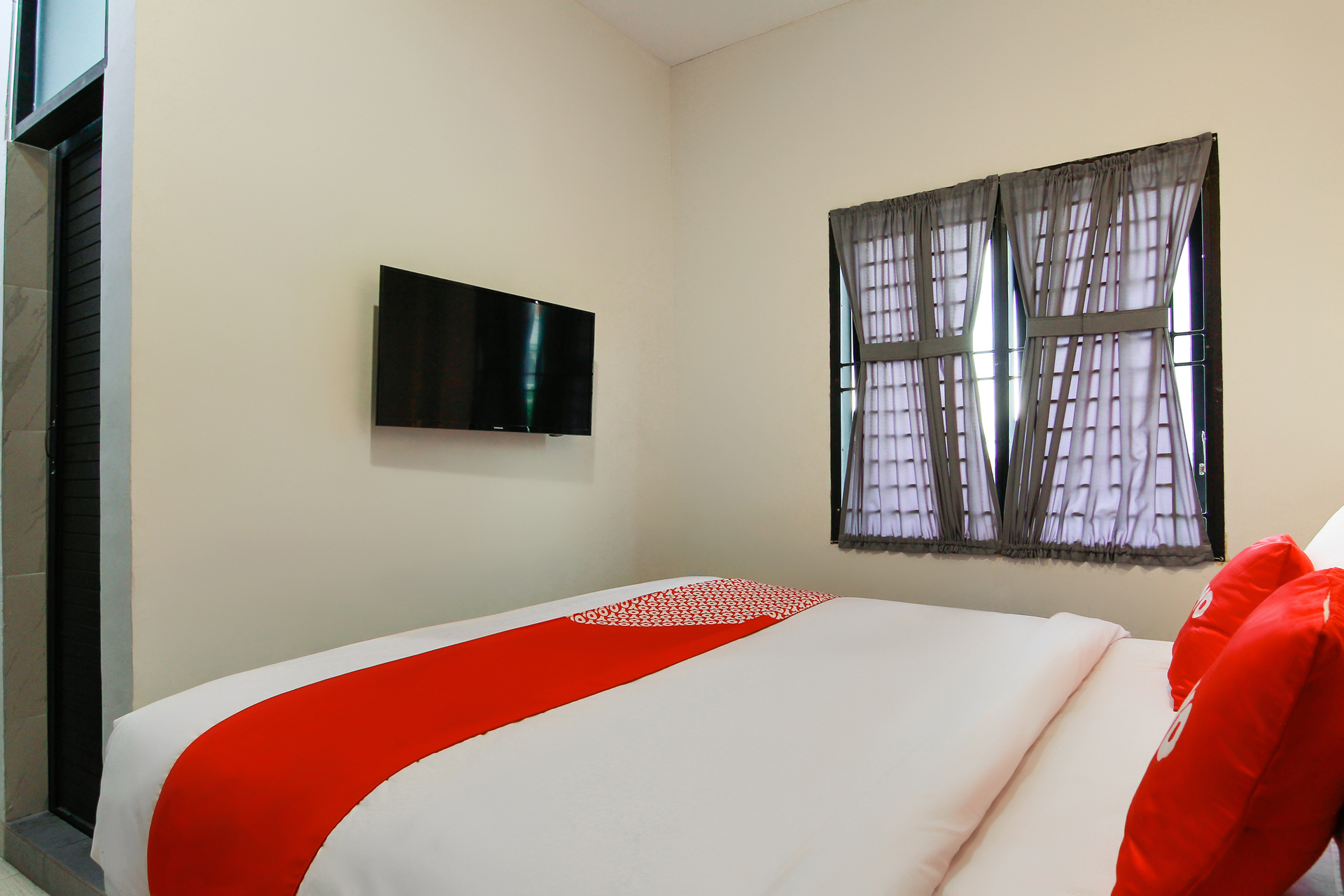 Room 4