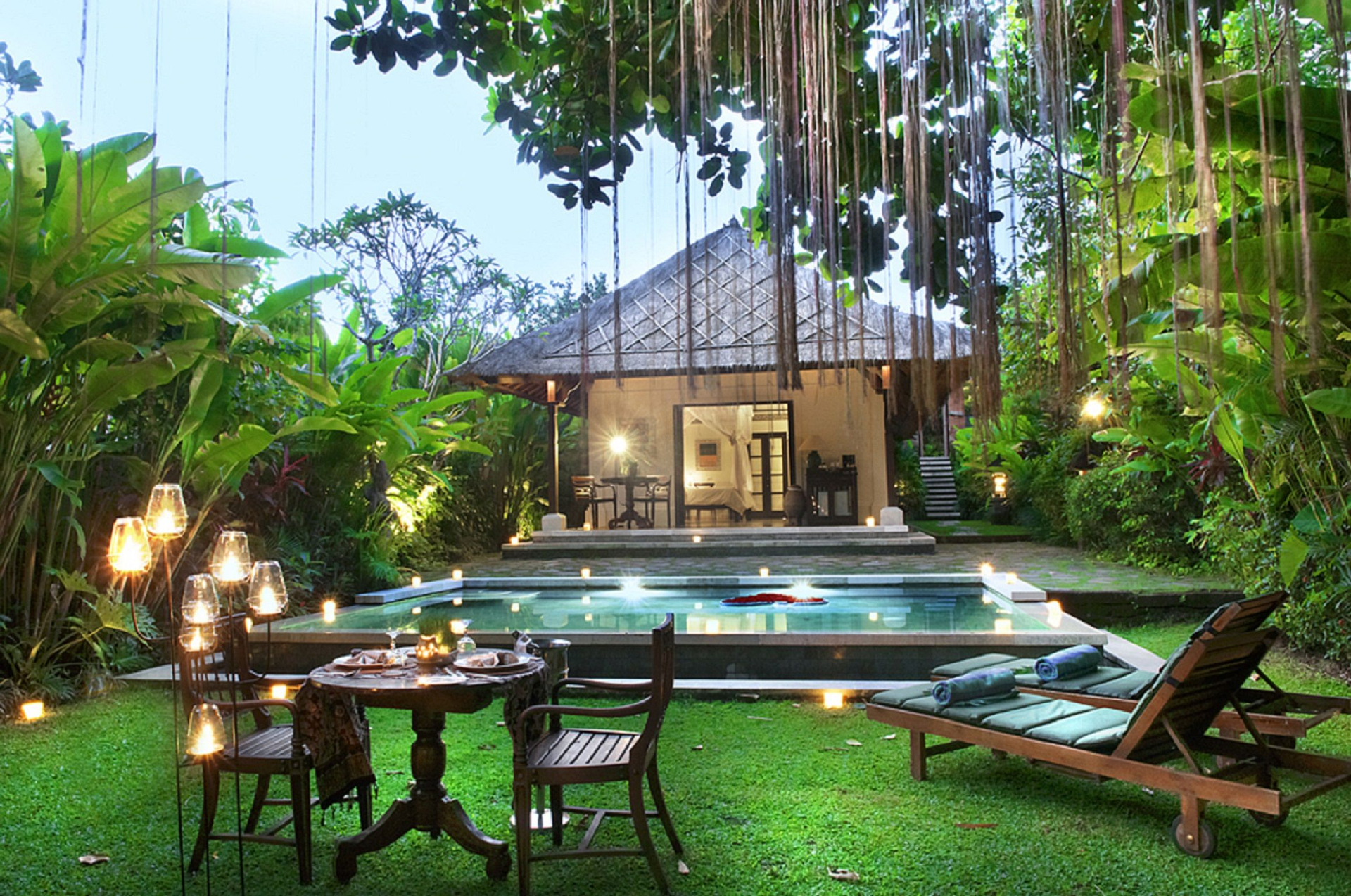 Suite King - Pemandangan Kolam Renang