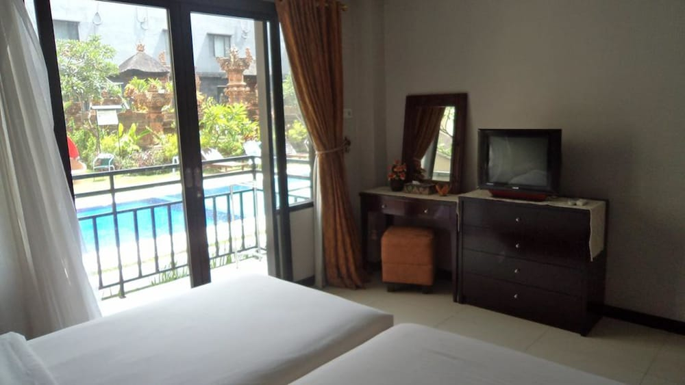 Bedroom 2, The Aromas of Bali Hotel and Residence, Badung