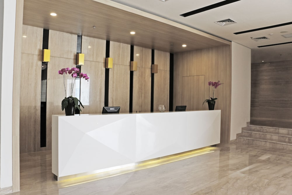 Public Area 2, Hotel Santika Mega City Bekasi, Bekasi