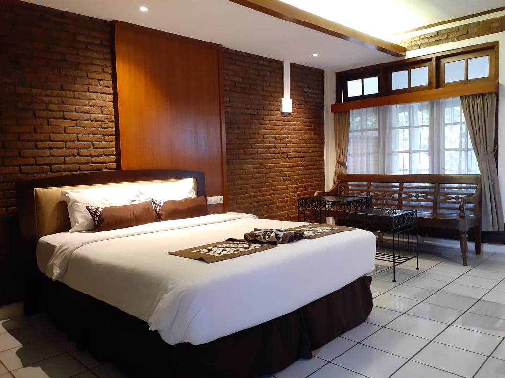 Kamar Deluks Double atau Twin - Pemandangan Taman