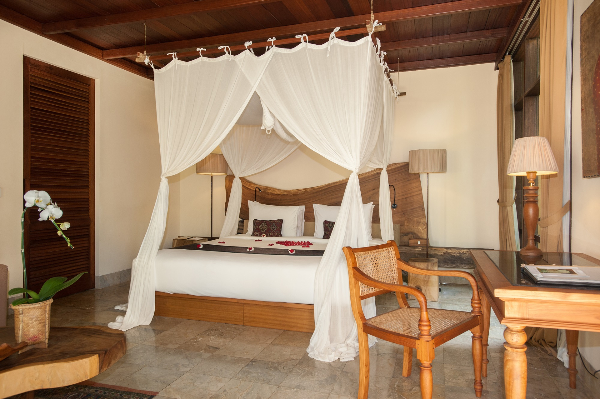 Bed 13