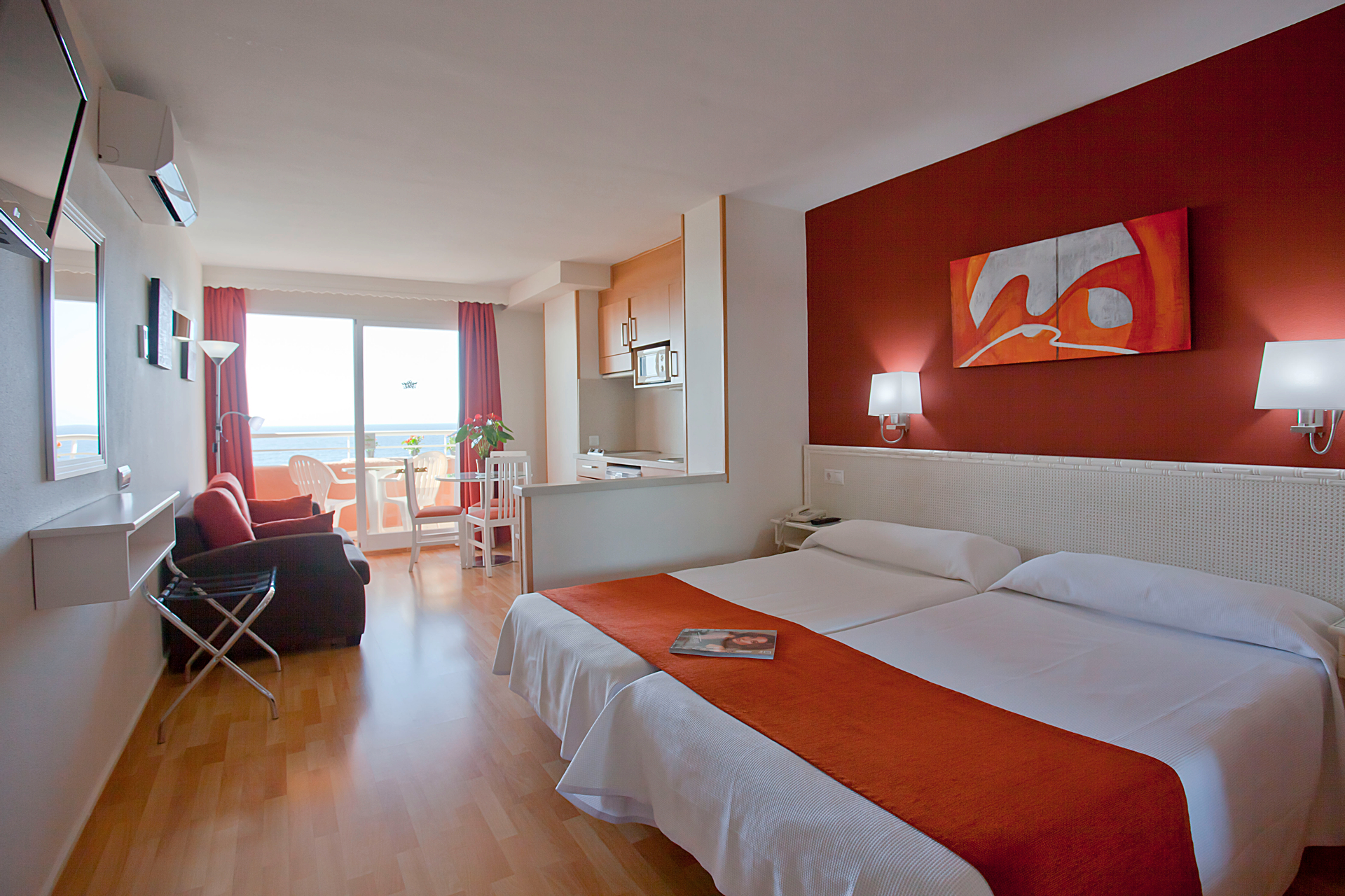 Room 16
