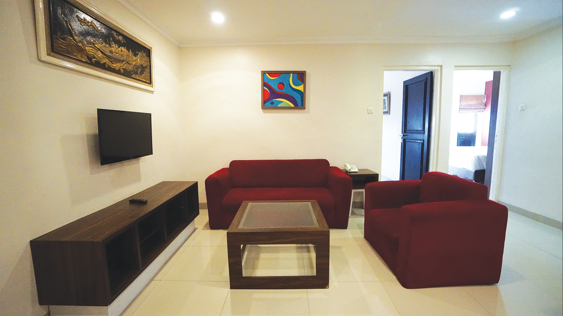 Living Area 6