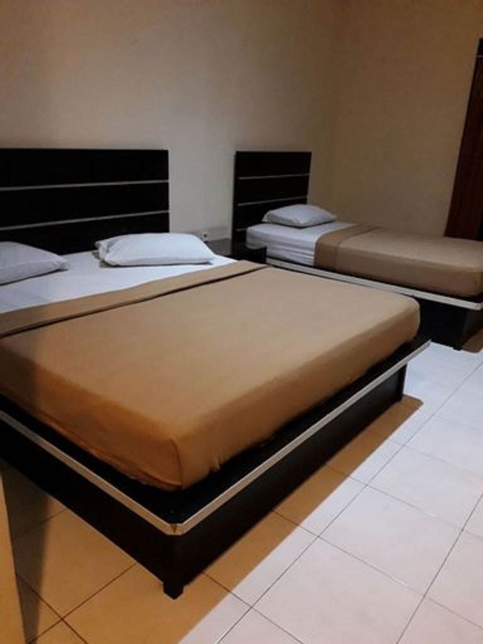 Bedroom 2, Surya Hotel & Resort Baturaden, Banyumas
