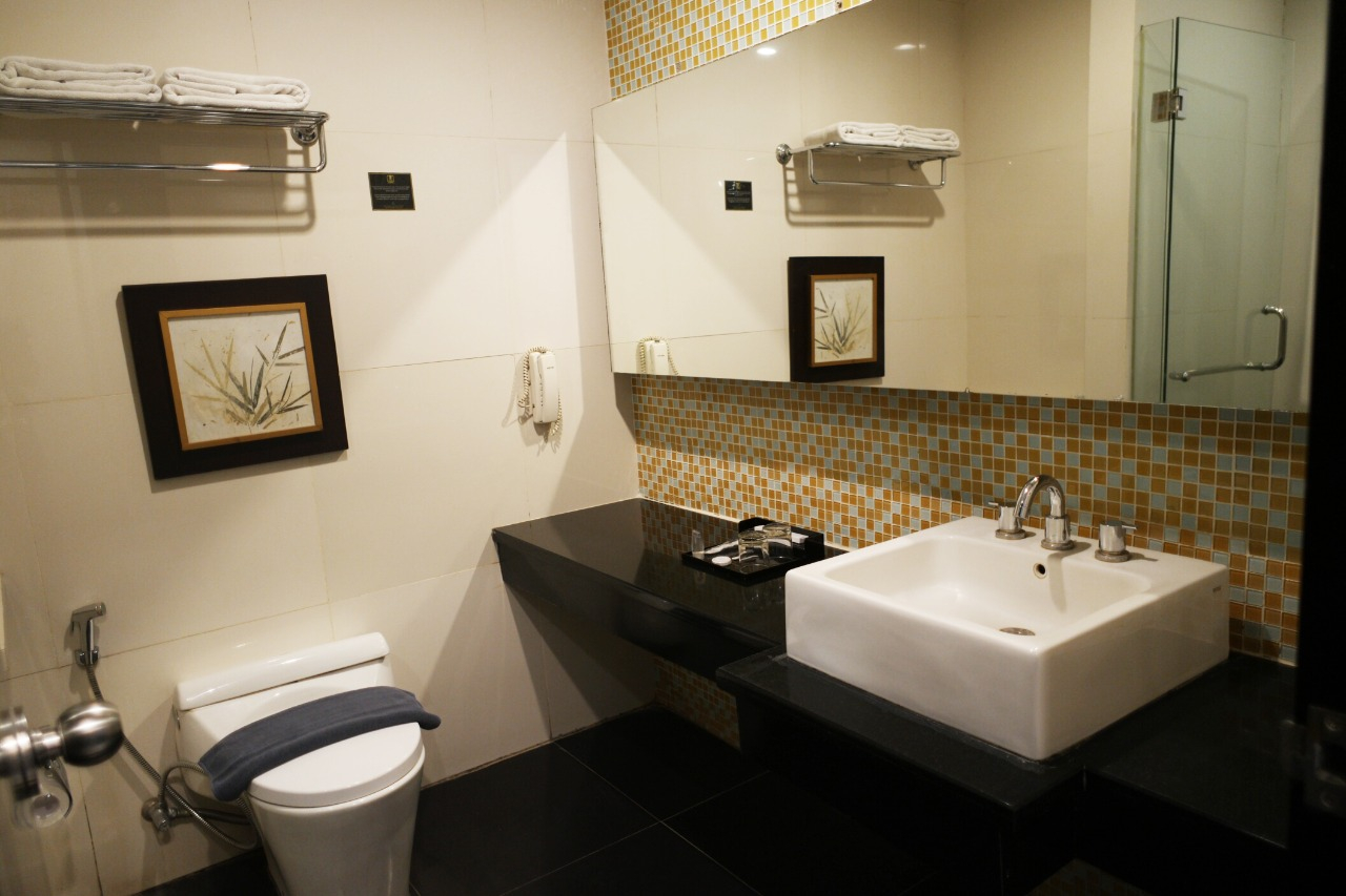 Bedroom 4, Grand Basko Hotel, Padang