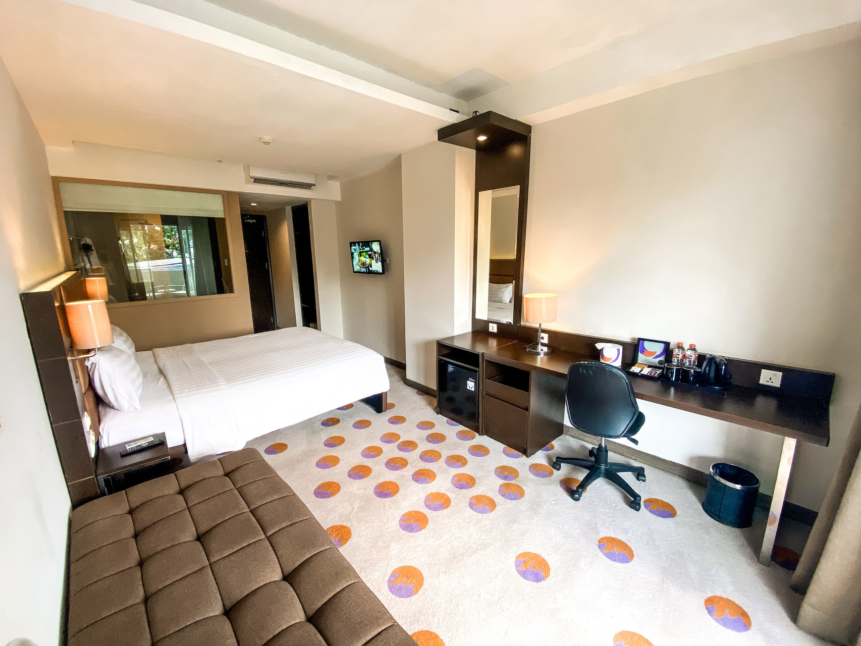 Bed 8