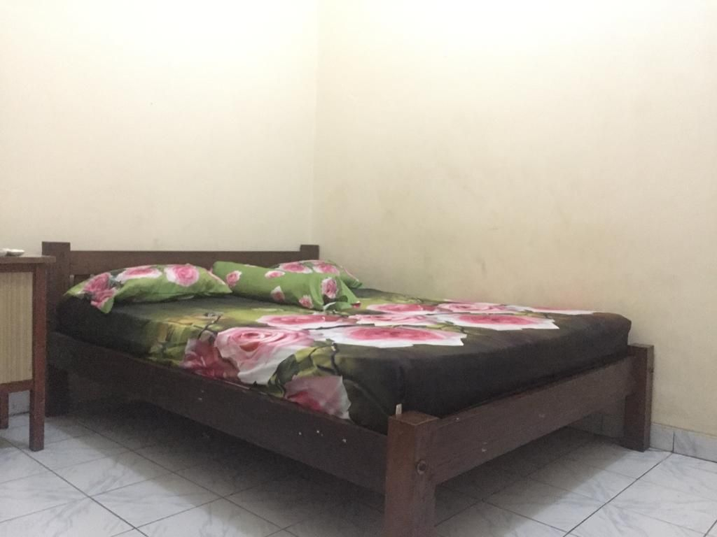 Bedroom 2, Erysa Hotel, Surabaya