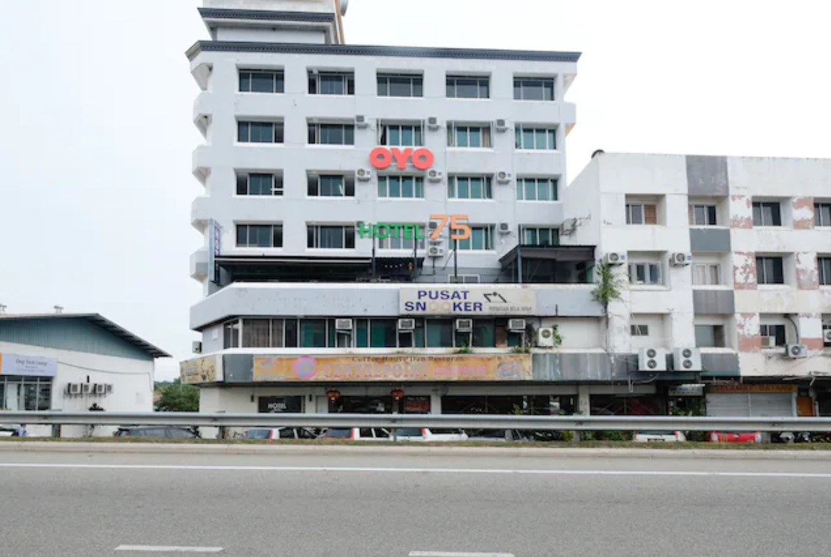 OYO 1105 Hotel 75, Temerloh