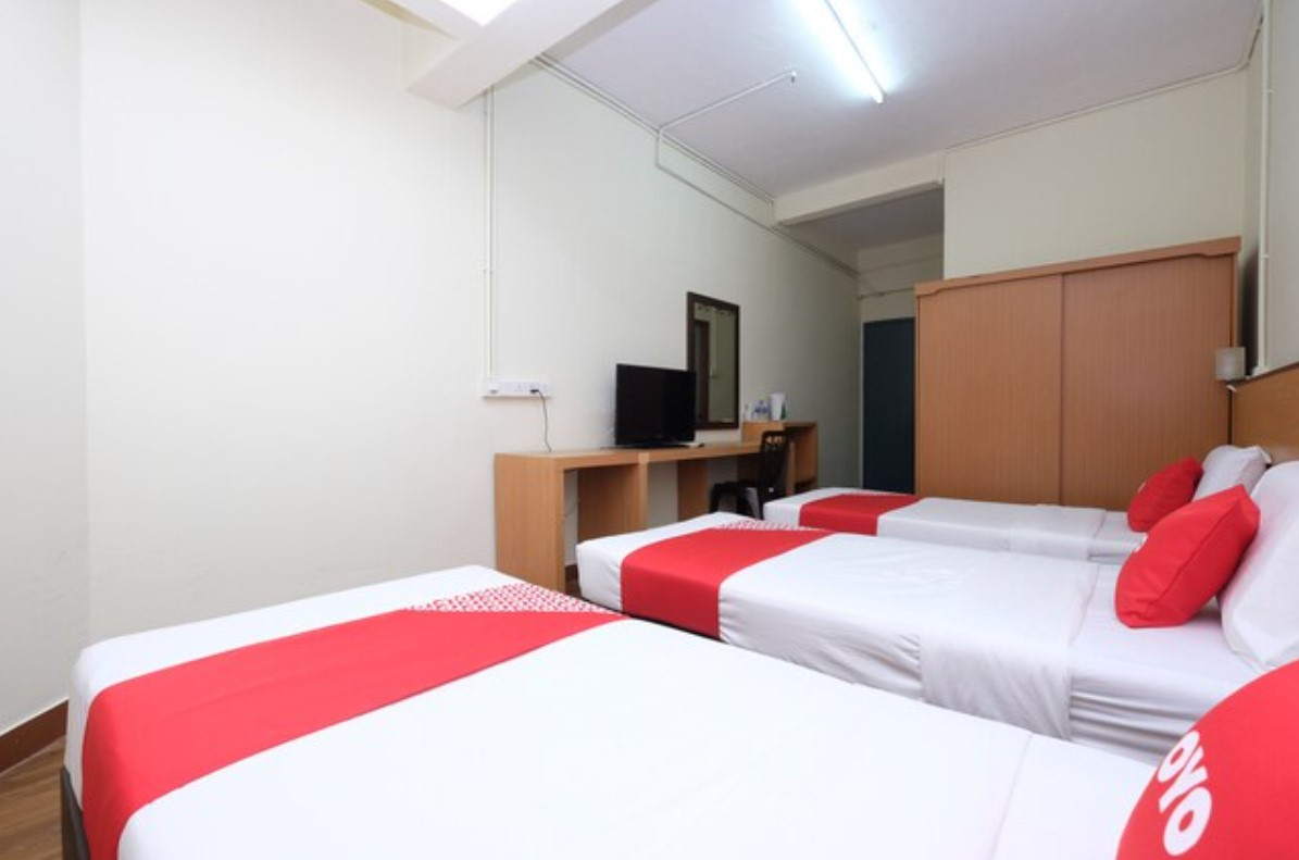 Bedroom 3, OYO 1105 Hotel 75, Temerloh