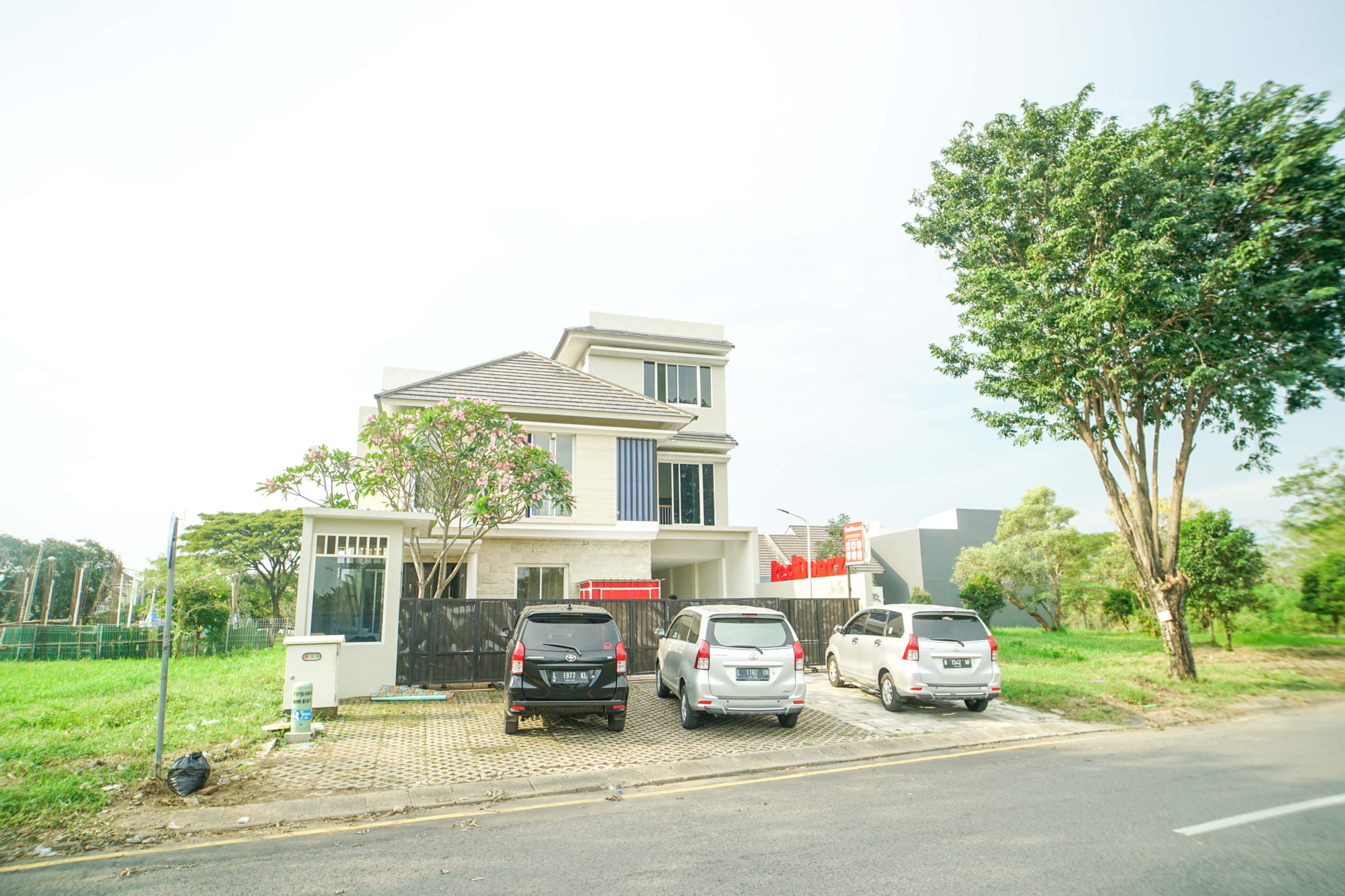 RedDoorz @ Bukit Palma Surabaya, Surabaya