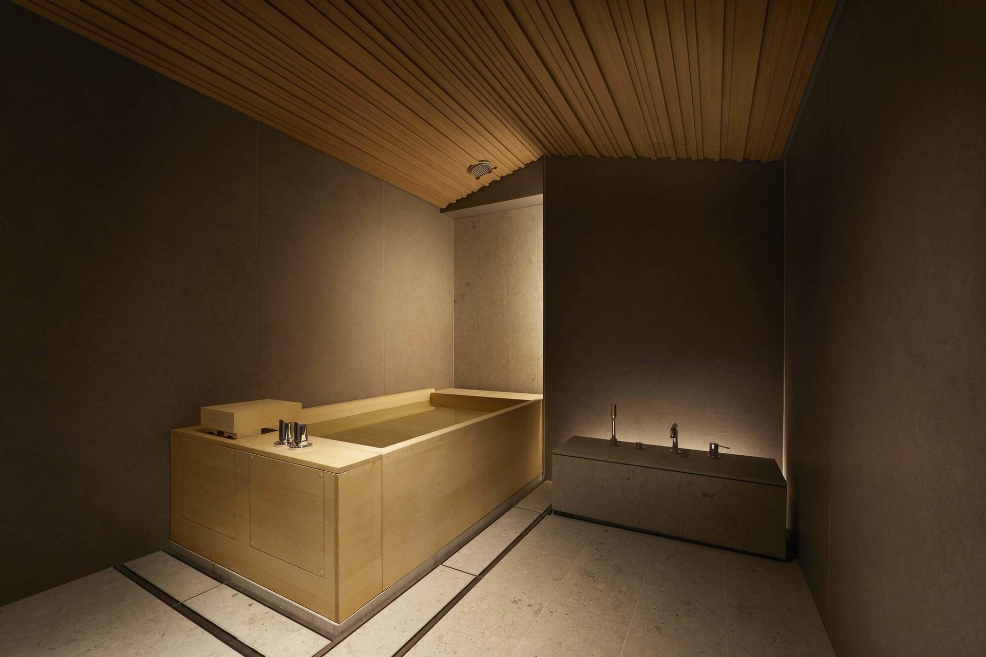 Bedroom 4, Hotel TSUKI, Chūō