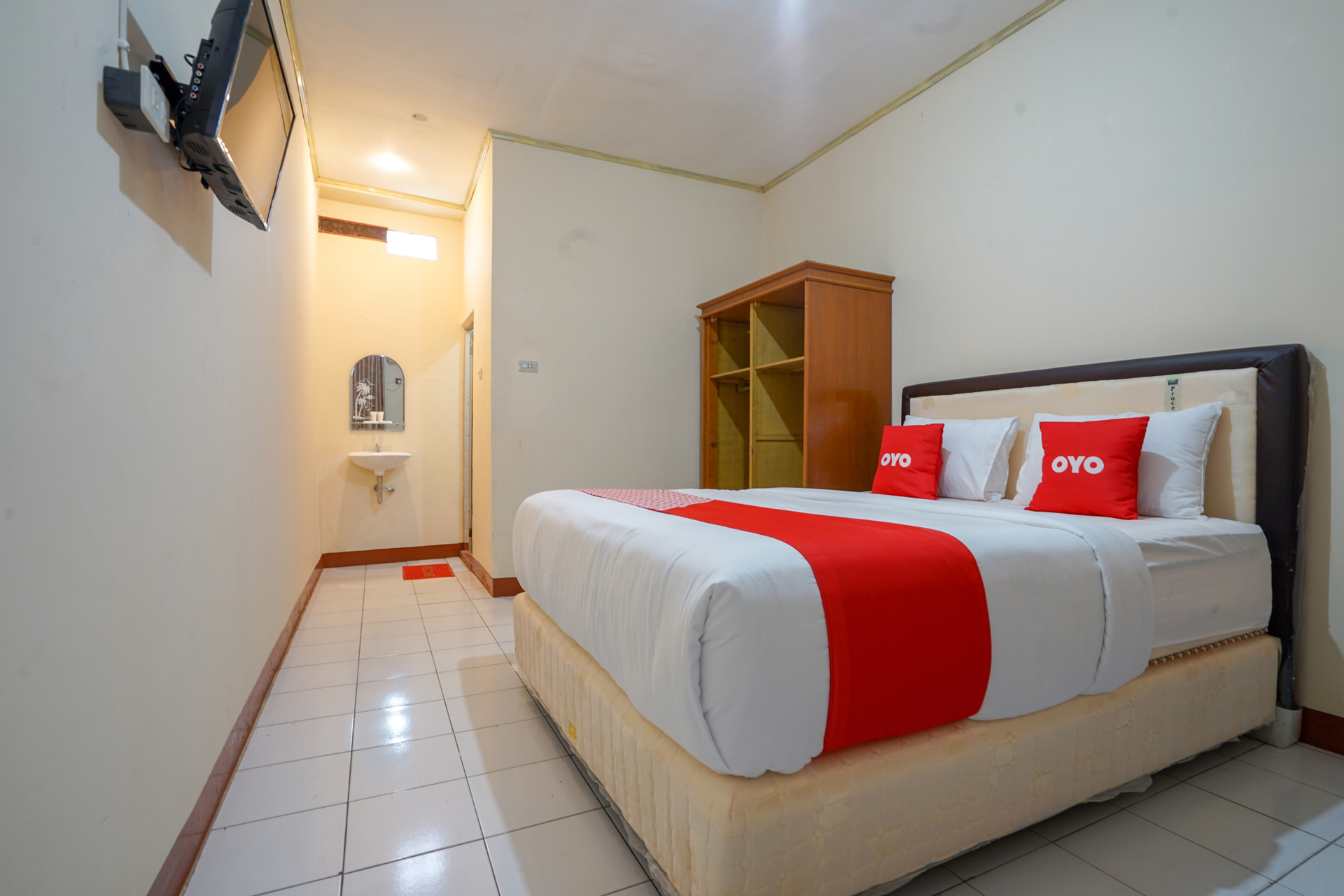Bedroom 2, OYO 2177 Trikora Indah Residence, Palembang