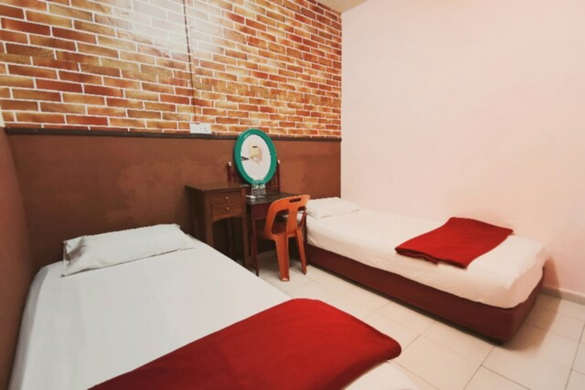 Bedroom 3, SPOT ON 90305 Hen Hen Hotel, Johor Bahru