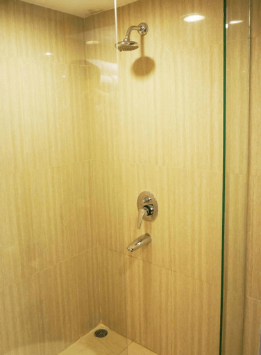 Bathroom 4