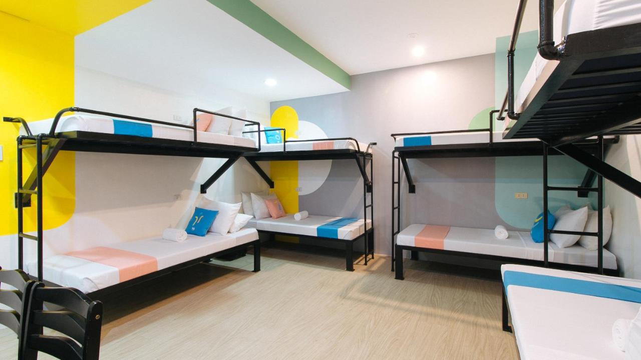 Bedroom 3, Sans Hotel at Berrie Suites Tagaytay, Tagaytay City