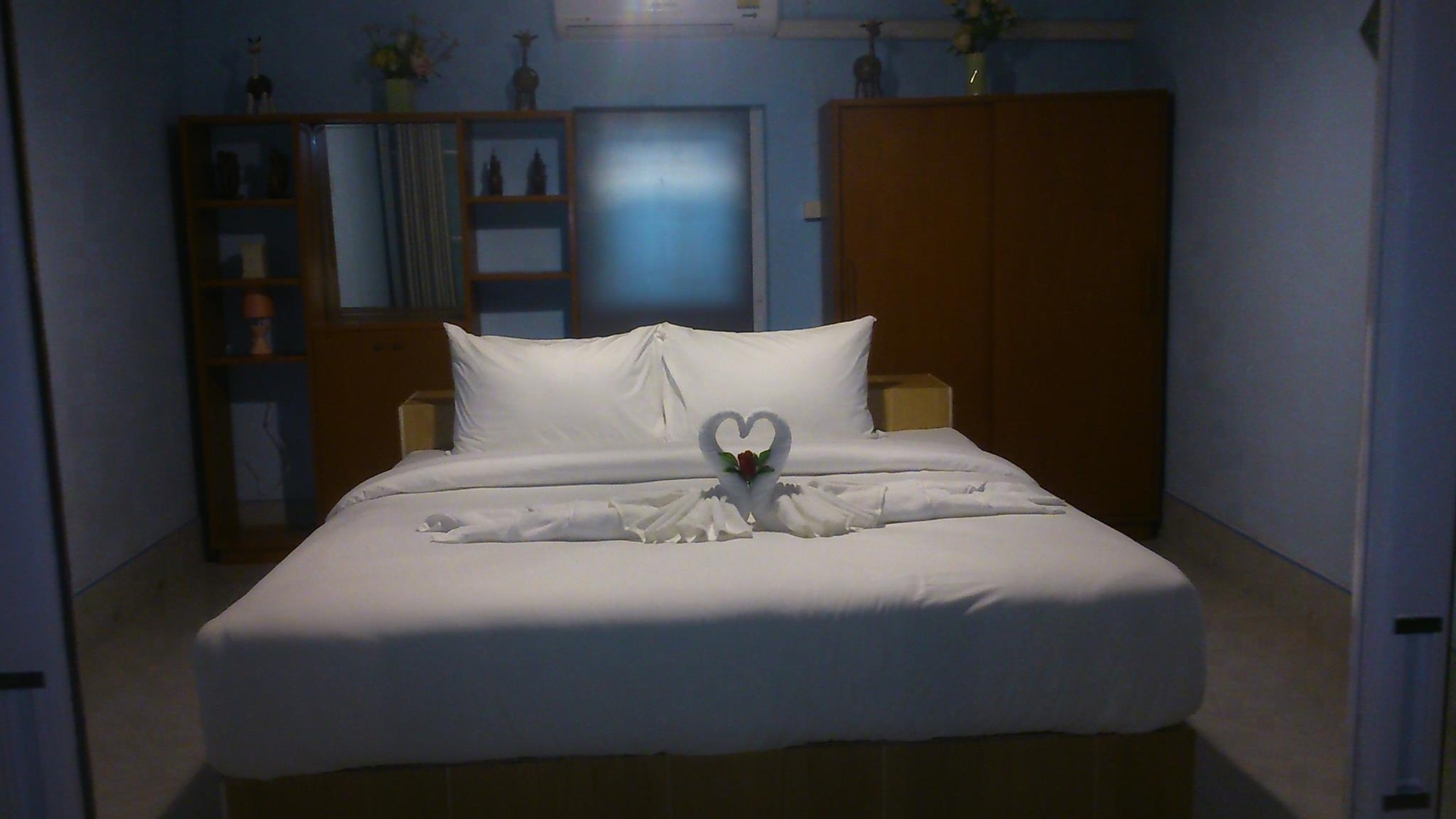 Bedroom 1, Koh Mook Riviera Beach Resort, Kantrang