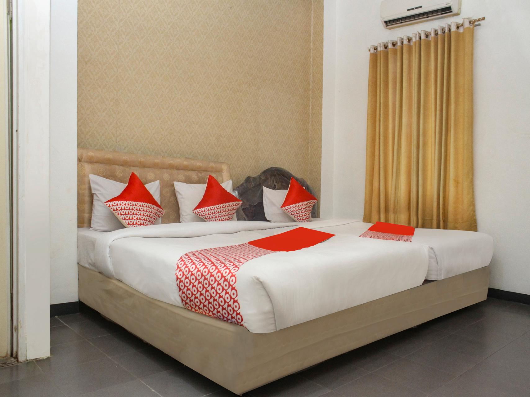 Room 3
