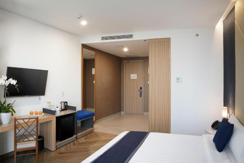 Room 3