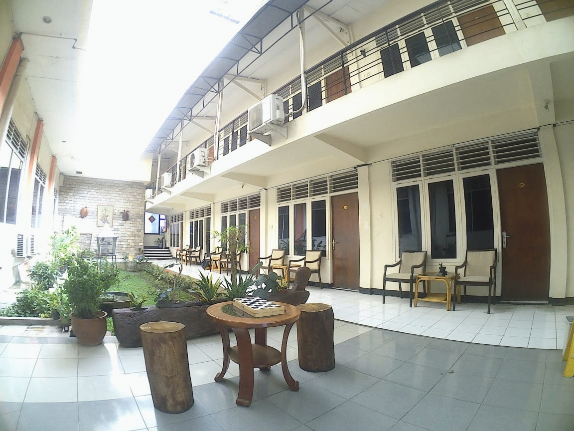 Exterior & Views 4, Hotel Intan, Cirebon