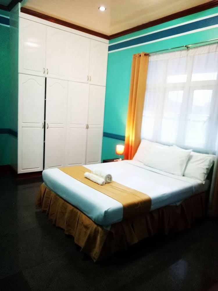Bedroom 4, Villa Jhoana Resort, Angono