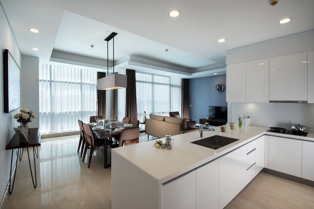 Dining Room 5, Oakwood Suites La Maison Jakarta, Jakarta Selatan