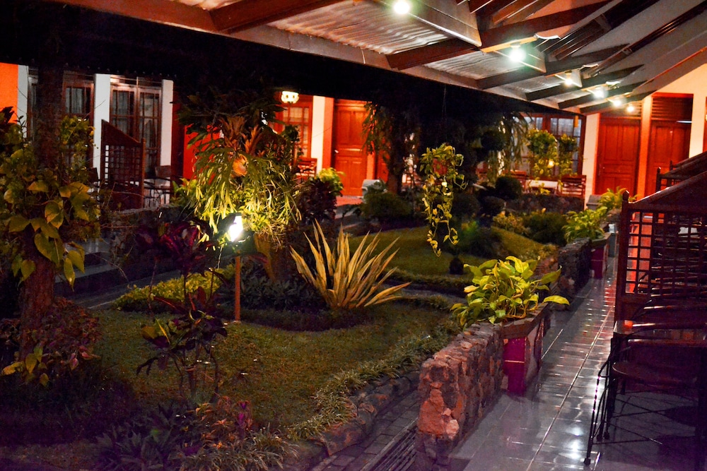 Public Area 2, Hotel Kusuma Condong Catur, Yogyakarta
