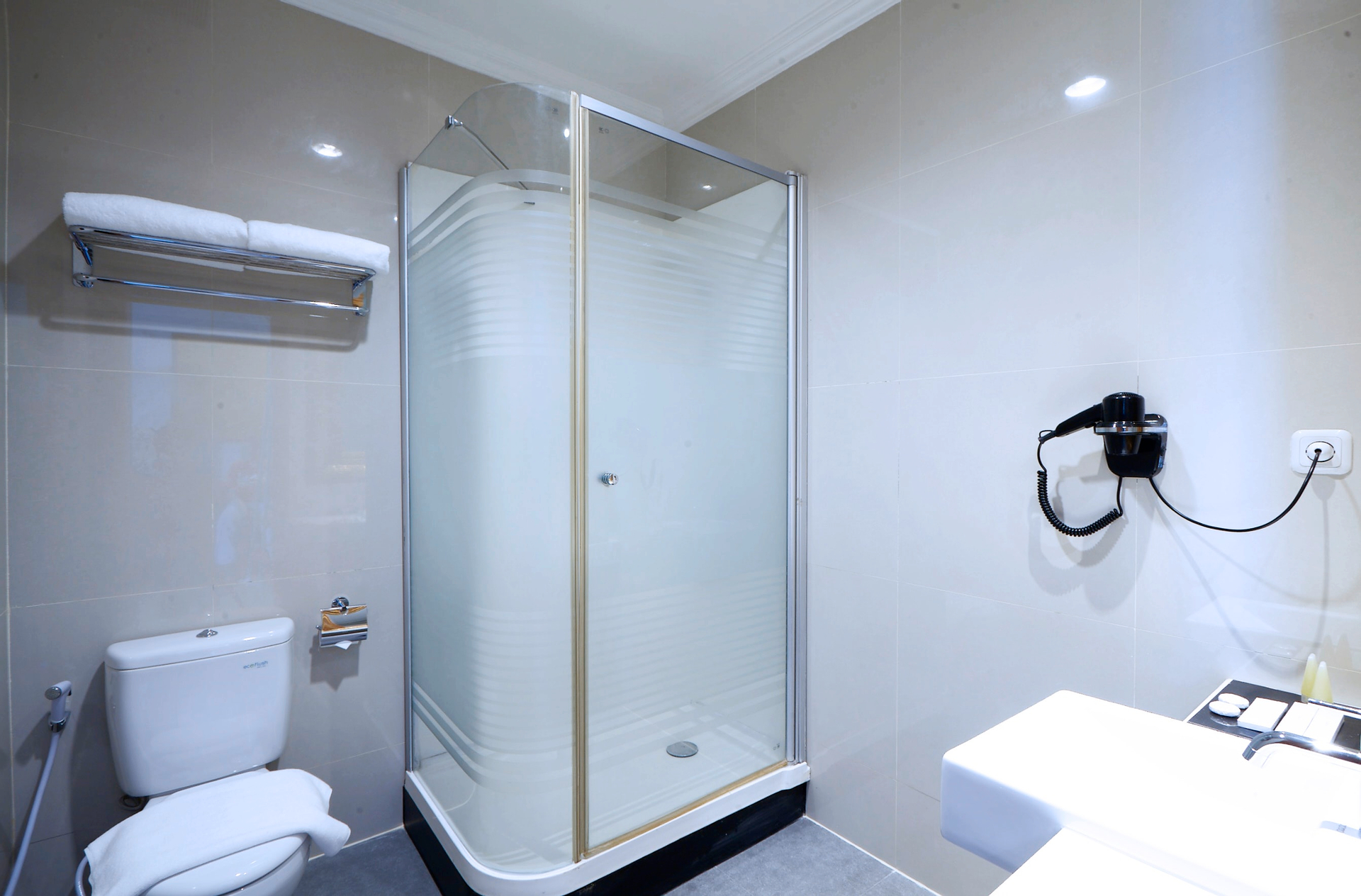 Bathroom 2