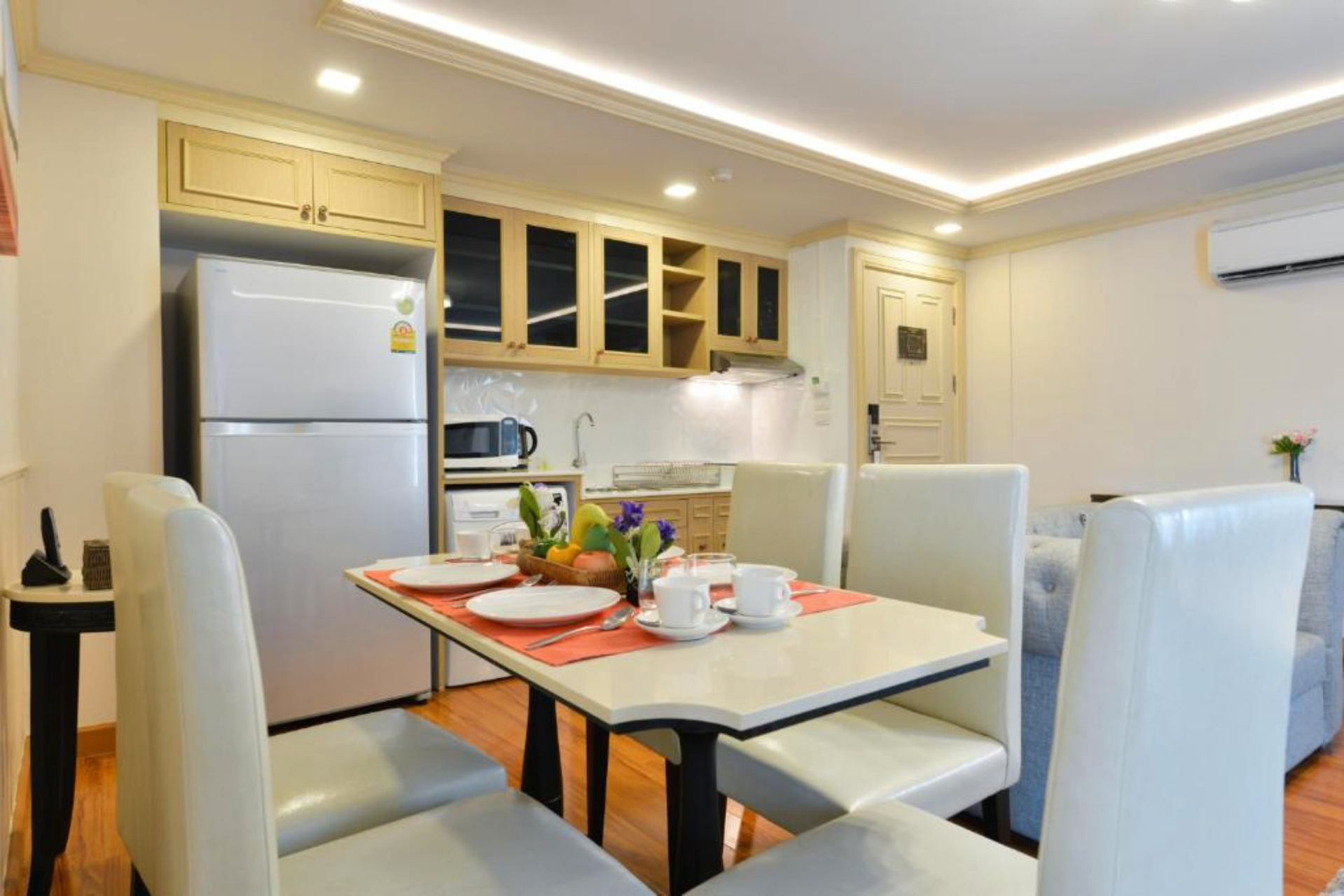 Living Area 17