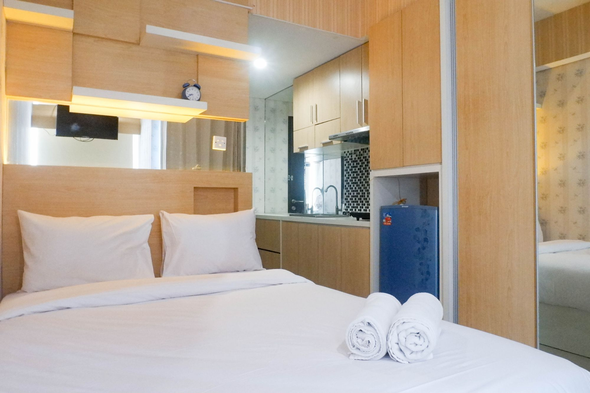 Bedroom 3, Exquisite Studio Apartment at Tamansari Papilio By Travelio, Surabaya