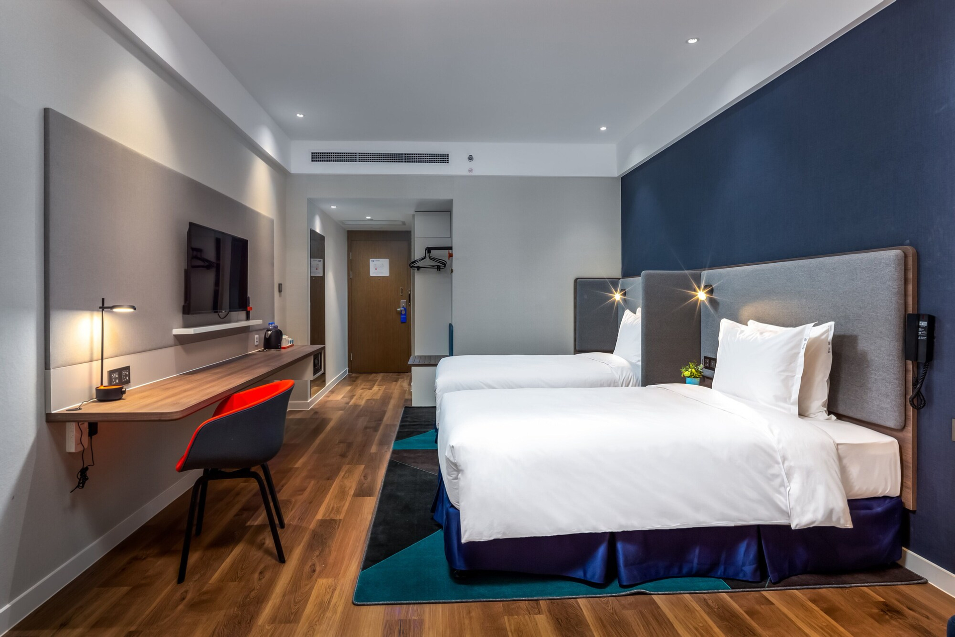 Room 6