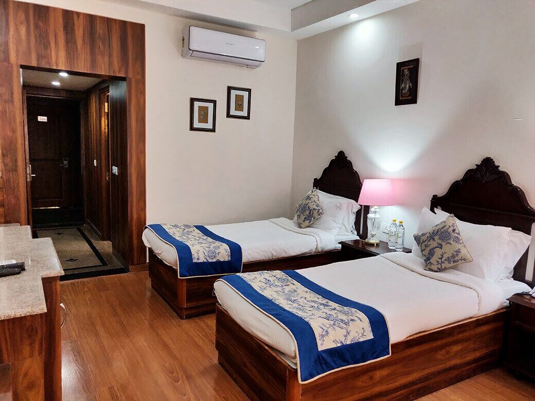 Bedroom 3, Udai Vilas Palace, Bharatpur