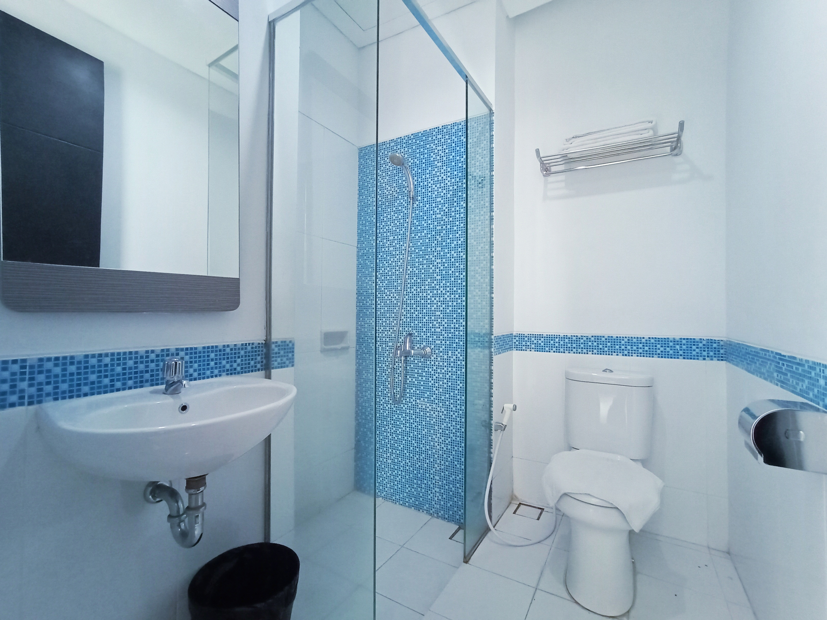 Bathroom 8