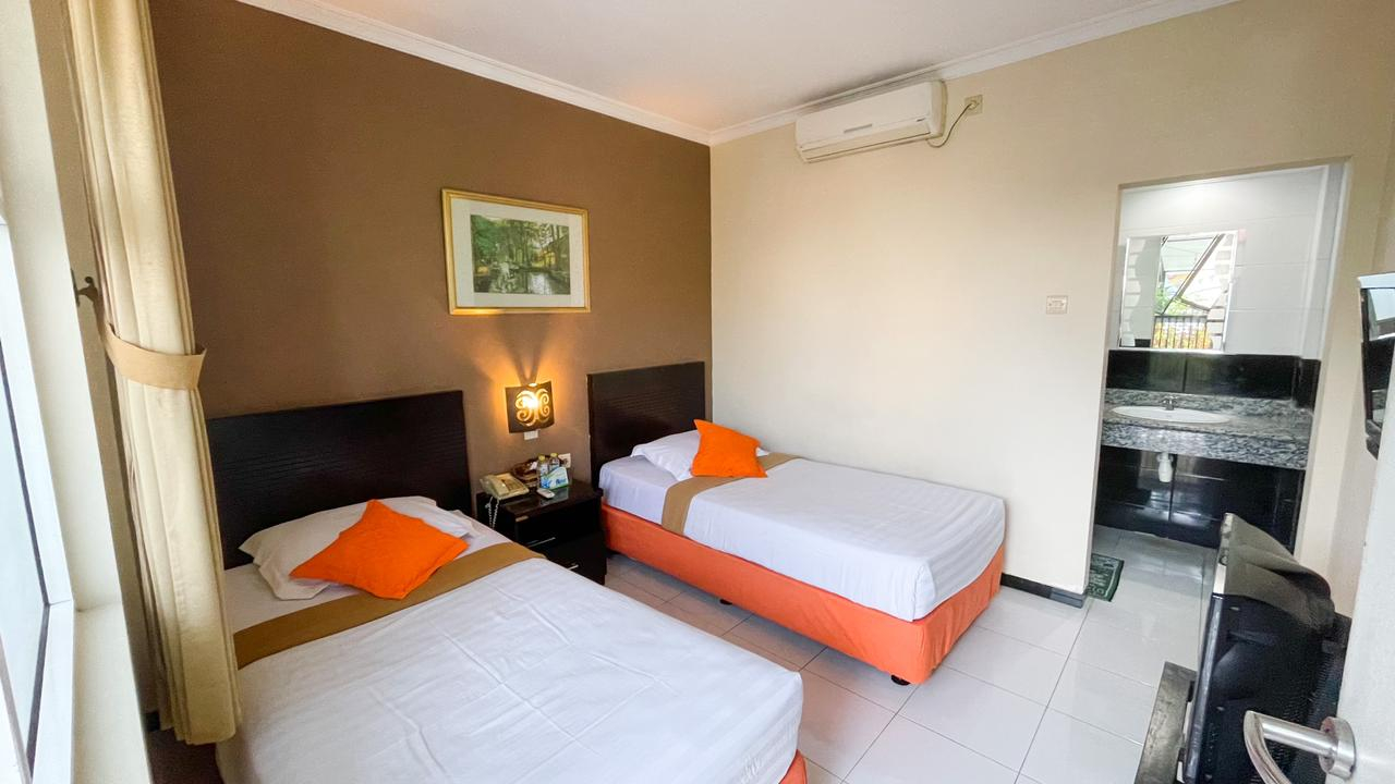 Bedroom 3, Helios Hotel Malang, Malang