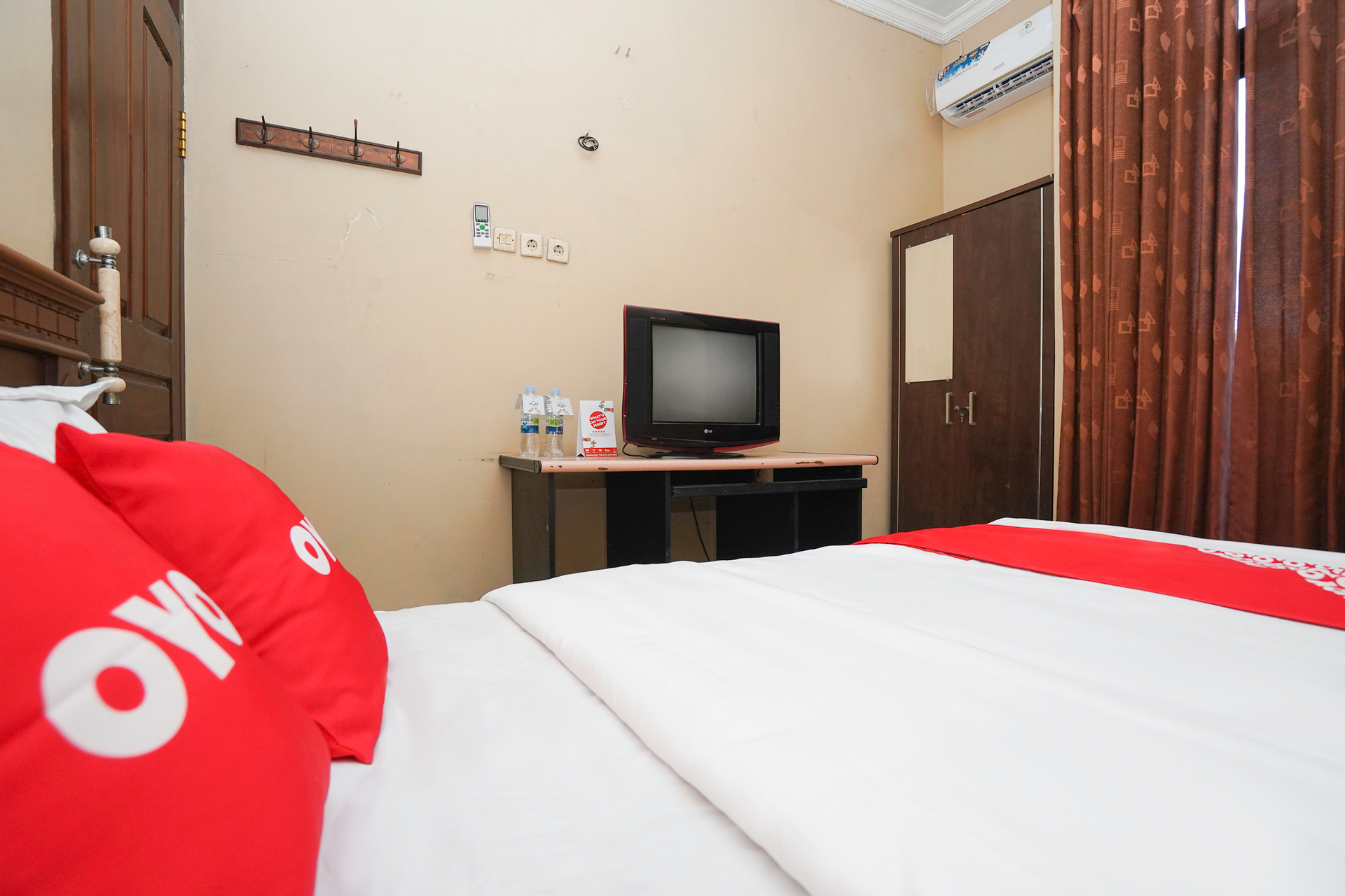 Room 7