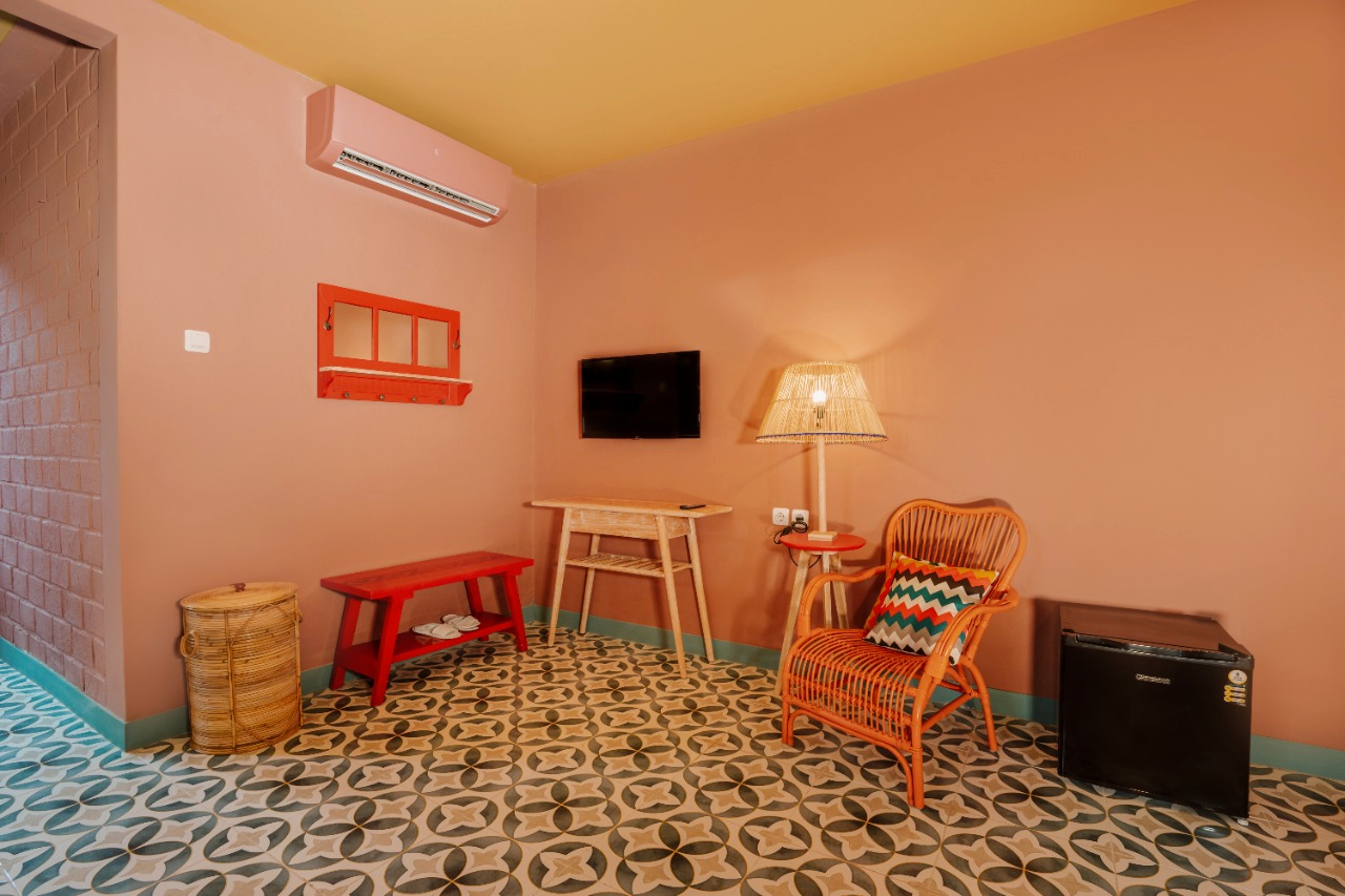Living Area 3