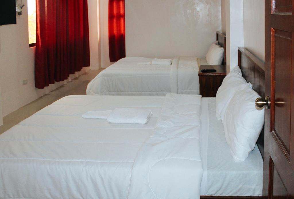 Bedroom 2, RedDoorz @ LS Suites Poblacion Culasi Antique, Culasi