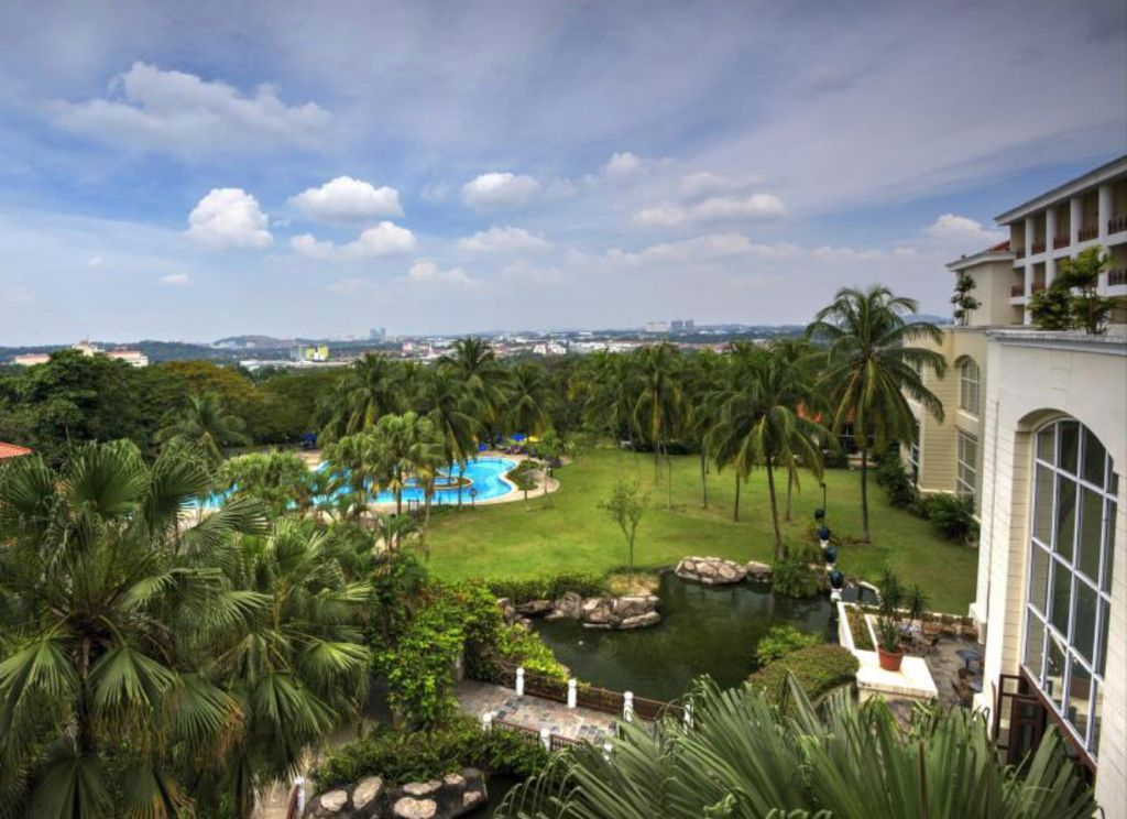 Exterior & Views 2, Bangi Resort Hotel, Hulu Langat