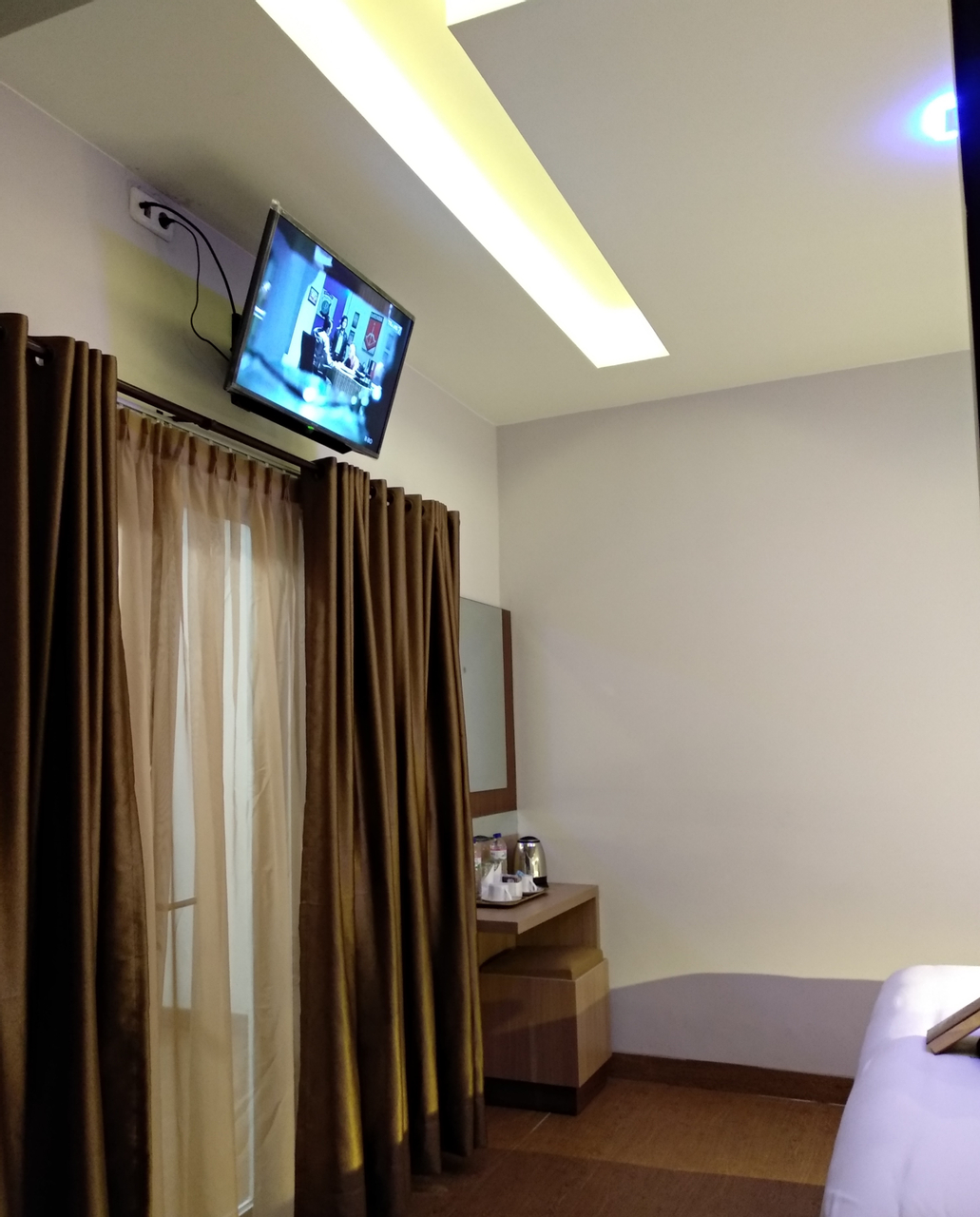 Bedroom 5, Grand Bunda Hotel Syari'ah Bukittinggi, Bukittinggi