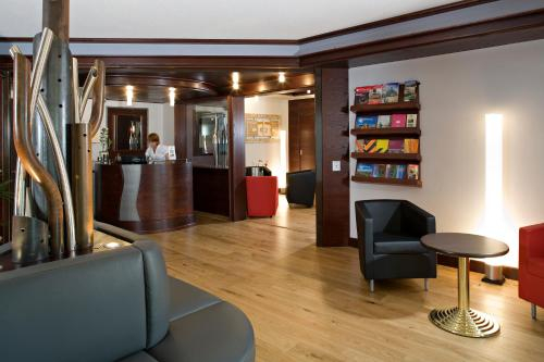 Cottage Logis Hotel - Restaurant, Esch-sur-Alzette