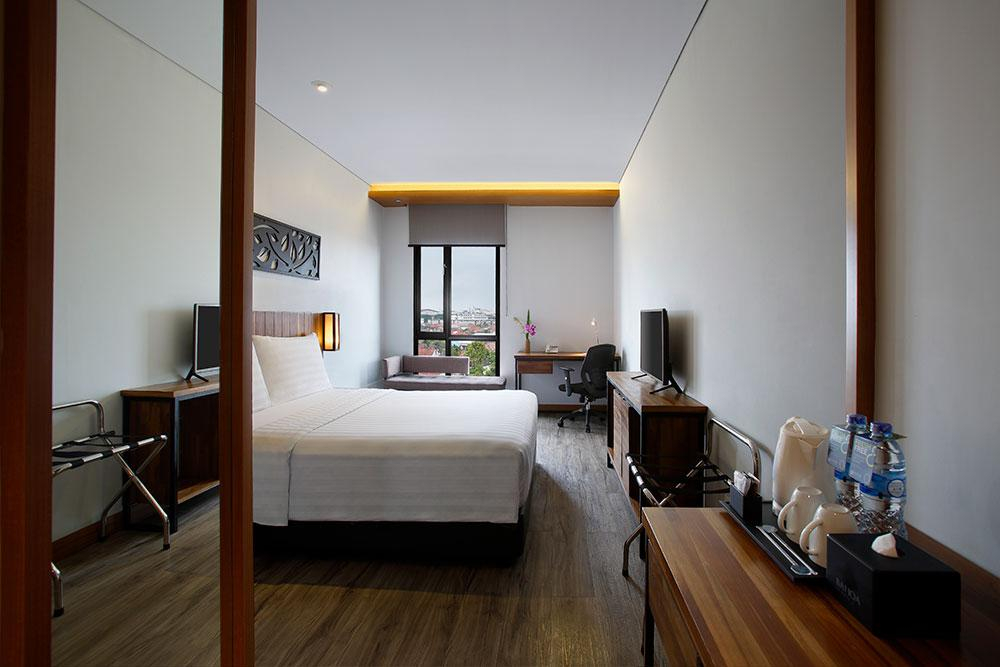 Bedroom, OneBR Deluxe Room with City View - Breakfast, Palembang