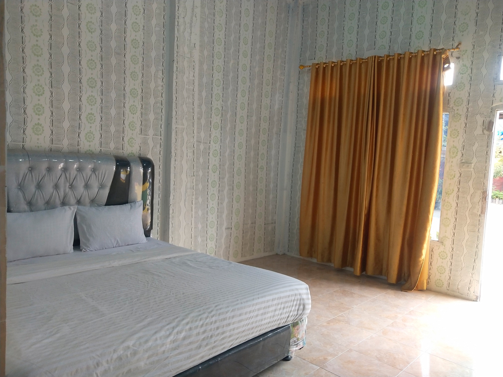 Bedroom 1, OYO 90661 Hotel Merlin, Aceh Tengah