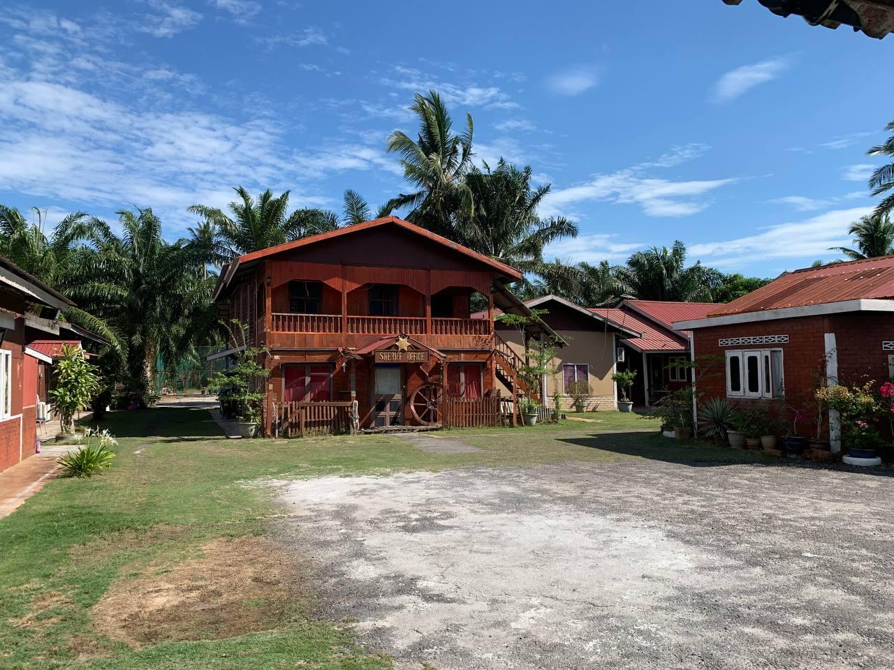 Exterior & Views 5, De Rimbun Inn (Resort & Camp), Sabak Bernam