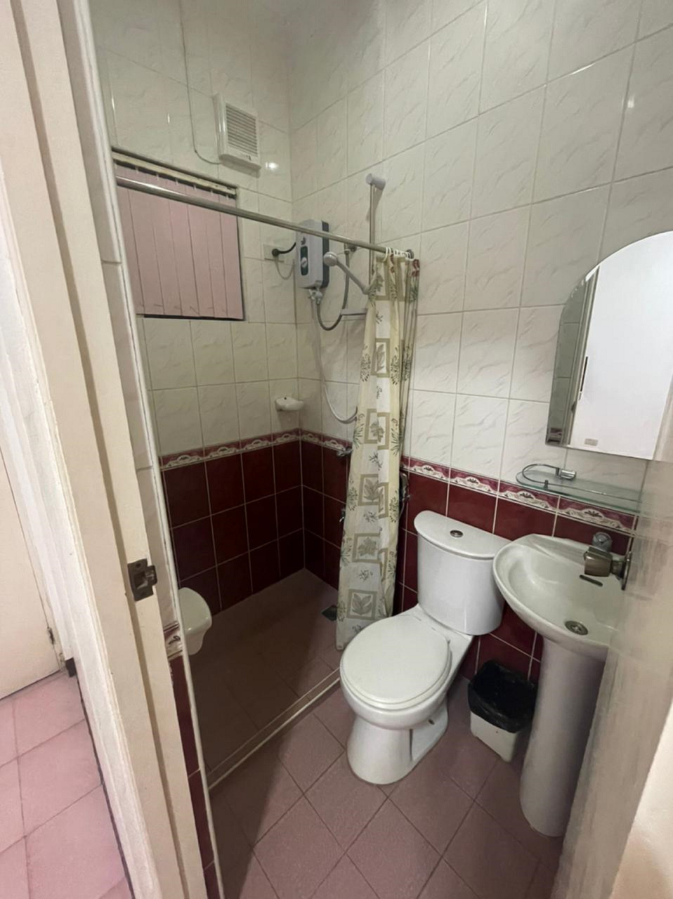 Room 4