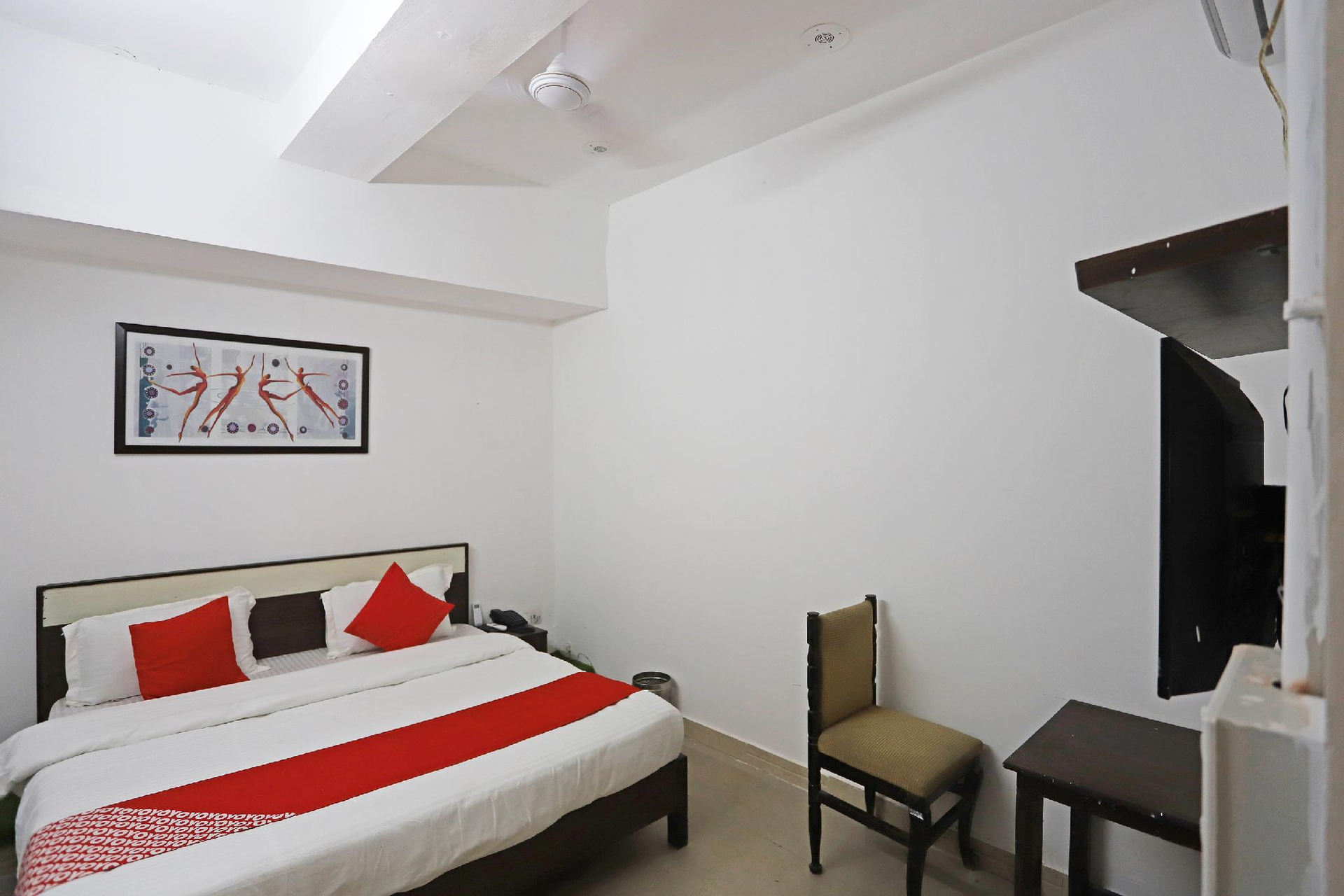 Bedroom 4, OYO 45947 Aravali Residency, Faridabad