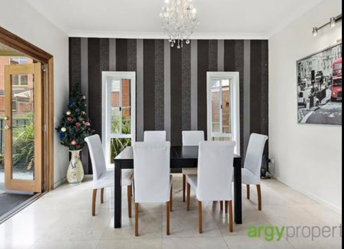 Dining Room 4, new home can stay 12ppl   sydney banksia nsw 2216, Rockdale