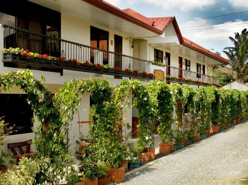 Exterior & Views 1, Lazea Tagaytay Inn, Tagaytay City