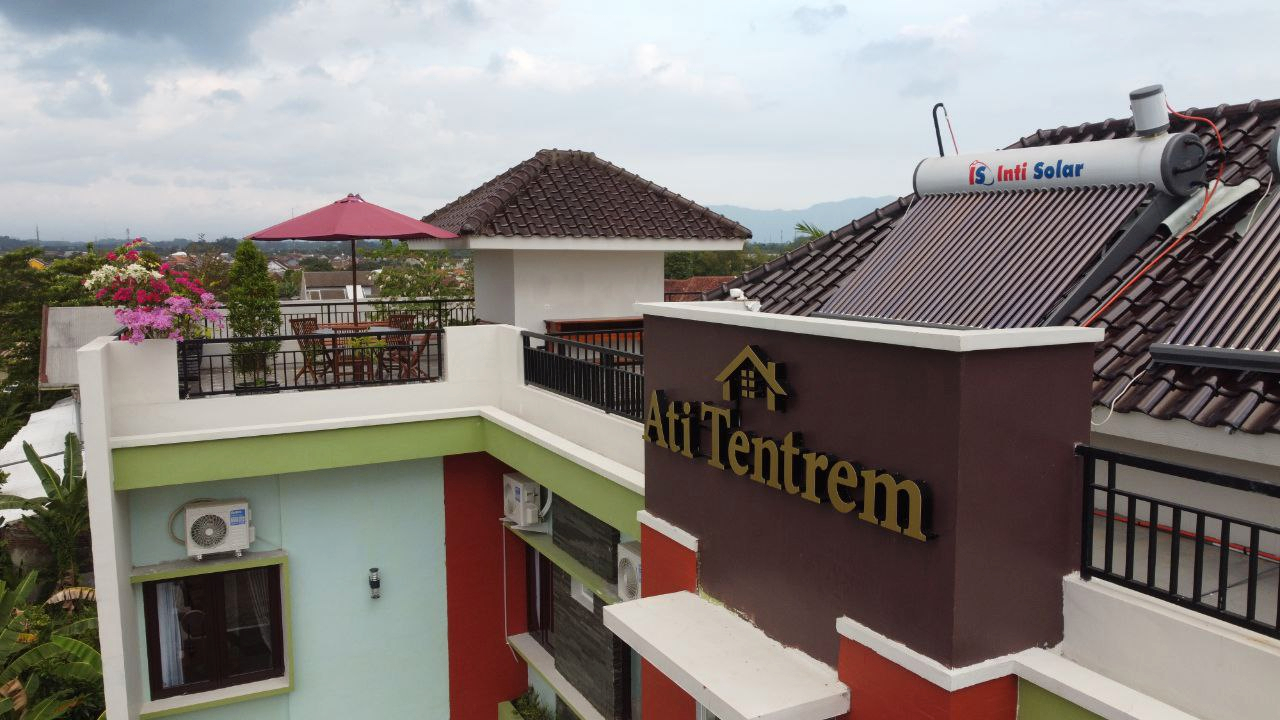 Ati Tentrem Guesthouse, Jember