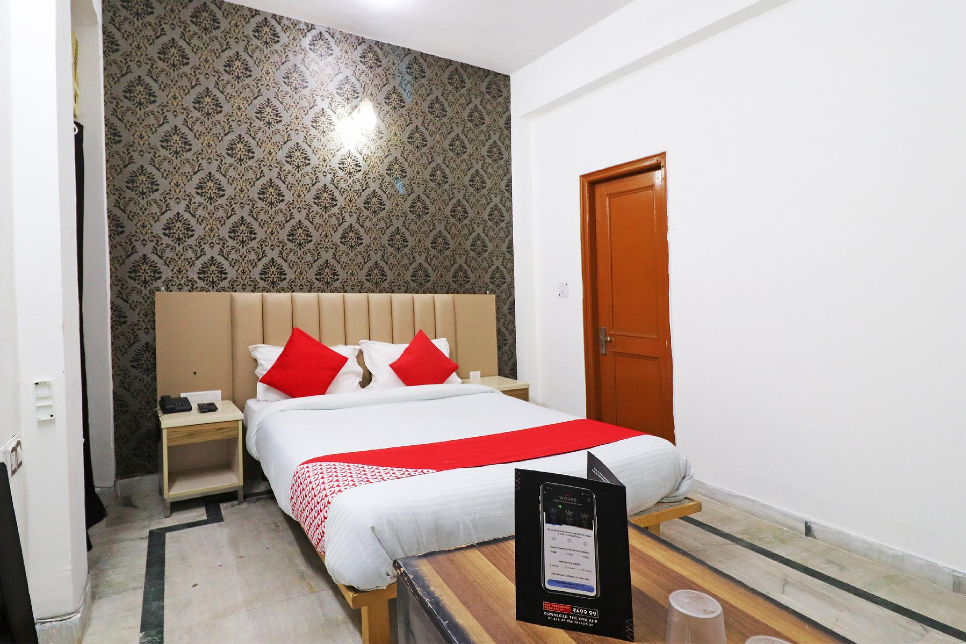 Bedroom 1, OYO 37801 Hotel Welcome, Faridabad