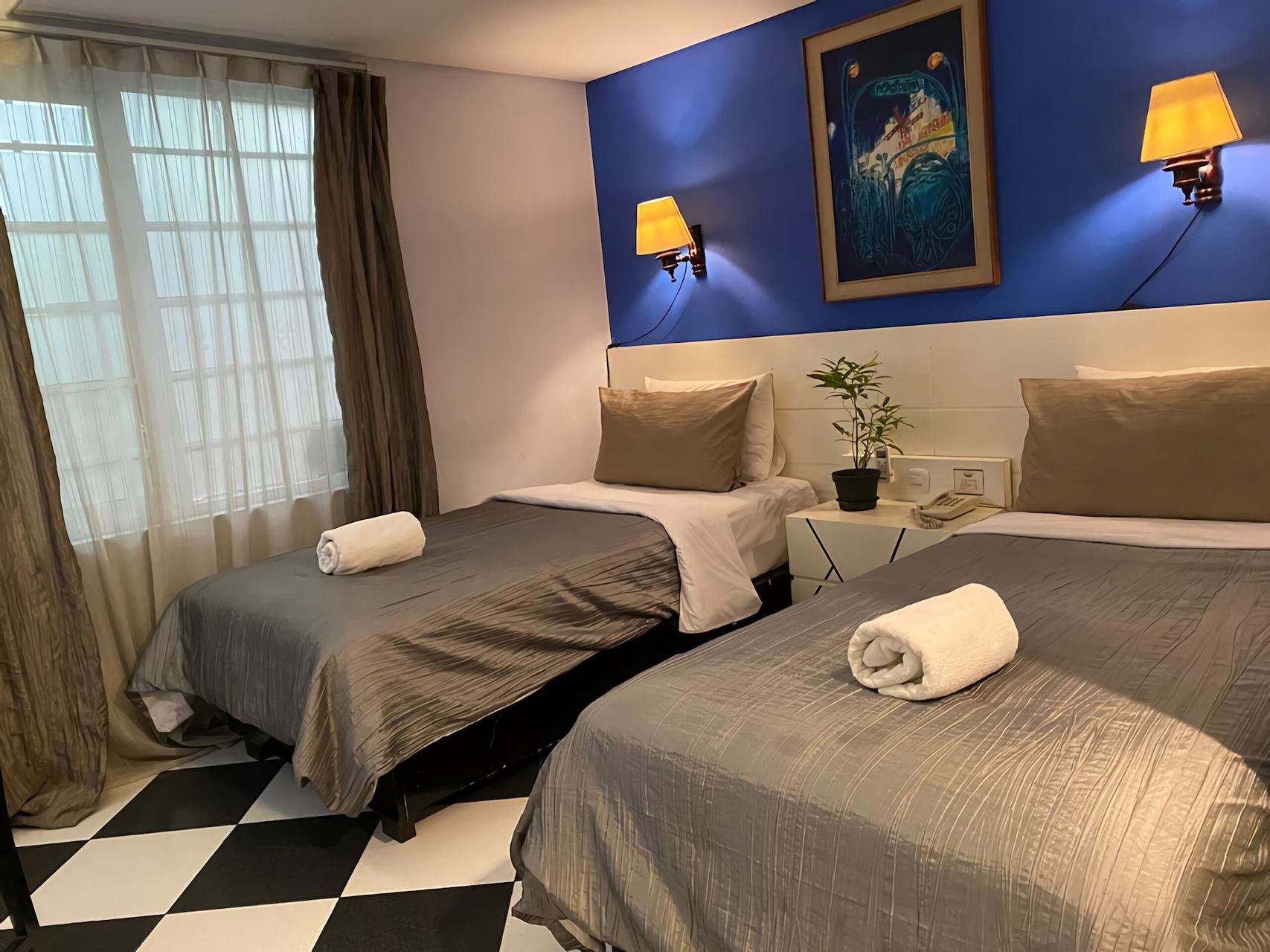 Room 16